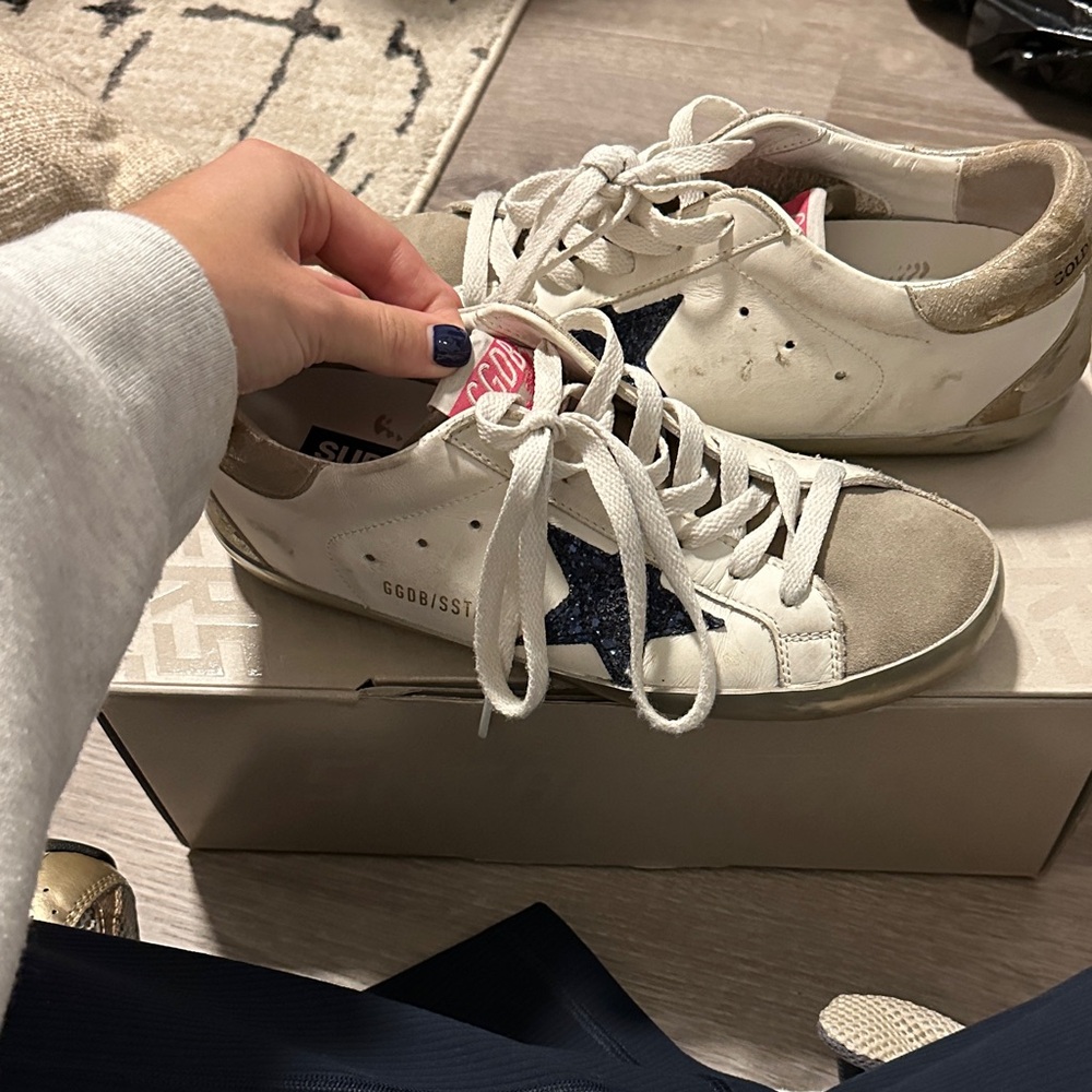 Super star Golden Goose suede top with Navy star and pink tongue